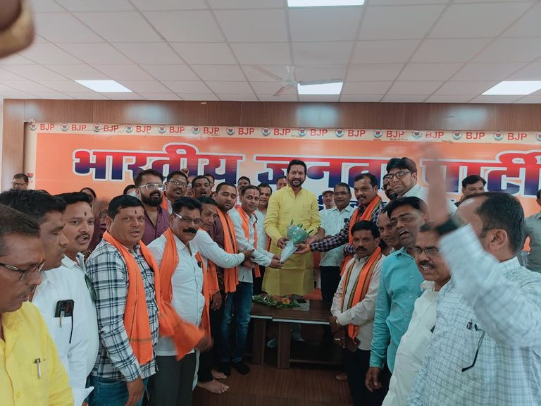 खैरागढ़ में Bhajpa का स्थापना दिवस उत्साह के साथ मनाया गया