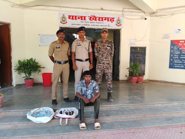 खैरागढ़: अवैध शराब पर पुलिस की बड़ी कार्रवाई, बाजार अतरिया का युवक गिरफ्तार