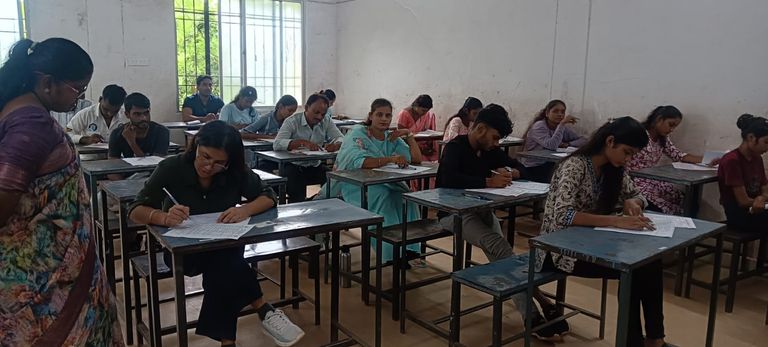 खैरागढ़. ज्ञान का महाकुंभ : संघर्ष मंच द्वारा सामान्य ज्ञान प्रतियोगिता का आयोजन, 6,800 प्रतिभागियों ने लिया हिस्सा