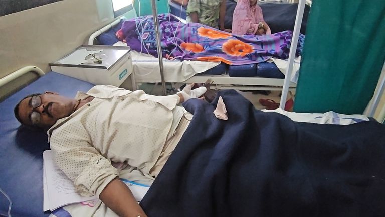खैरागढ़. कलेक्टरेट में आत्मदाह की कोशिश, सामाजिक बहिष्कार से त्रस्त व्यक्ति ने उठाया आत्मघाती कदम