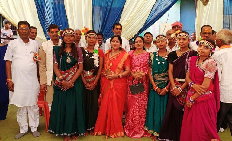 खैरागढ़. विधायक यशोदा नीलांबर वर्मा ने मानस सम्मेलनों के माध्यम से ग्रामीण अंचलों में जगाई सांस्कृतिक चेतना