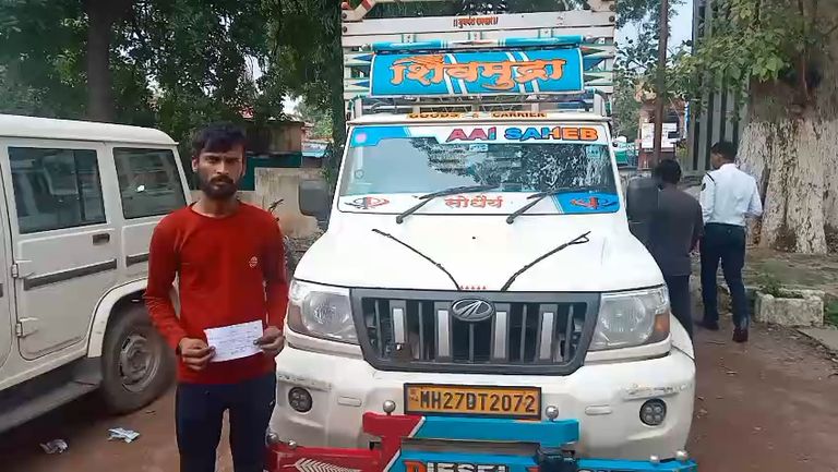 खैरागढ़. ओवरस्पीड और लहराकर वाहन चलाना पड़ा महंगा, यातायात पुलिस ने दो मालवाहक वाहन जब्त कर वसूला 10 हजार जुर्माना