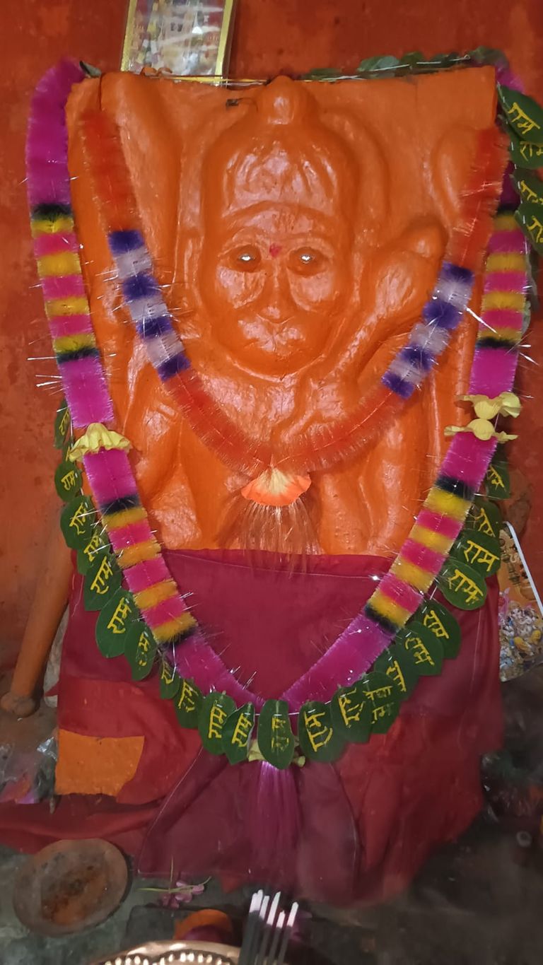 खैरागढ़. मौसम बदला, हालात बदले, नहीं बदला संकल्प; 179वें चरण तक पहुंचा सामूहिक हनुमान चालीसा पाठ