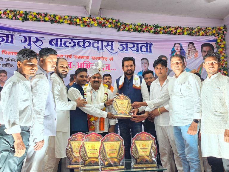 खैरागढ़. राजा गुरु बालकदास जयंती पर पहुंचे विजय शर्मा, समाज को दी 26 लाख की सौगात; सीमेंट प्लांट समेत सियासी मुद्दों पर बोले
