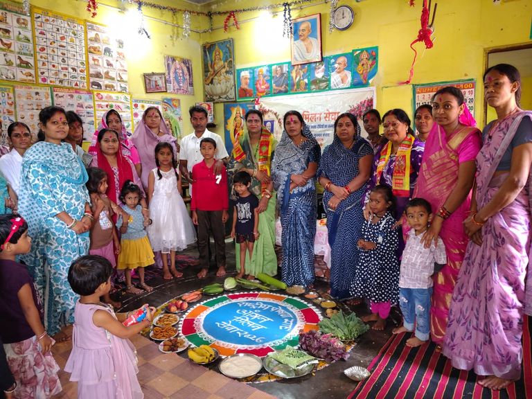 खैरागढ़. किल्लापारा-अमलीपारा के आंगनबाड़ी केंद्रों में आंगन मिलन सेवा कार्यक्रम, पौष्टिक थाली, स्वस्थ शिशु प्रतियोगिता और कार्यकर्ताओं का सम्मान