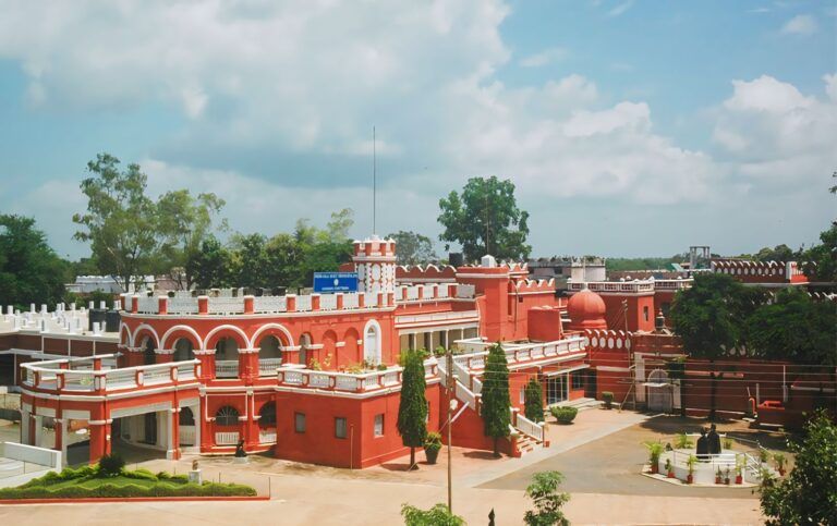 खैरागढ़. 70 साल का गौरव, सुर-ताल का संगम; संगीत विश्वविद्यालय के स्थापना दिवस पर जुटेंगे देश के दिग्गज कलाकार