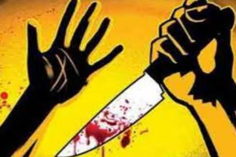 त्योहारों में कब थमेगा खूनी खेल? खैरागढ़ में फिर चाकूबाजी, युवक की पीठ पर दो वार; सुरक्षा पर सवाल