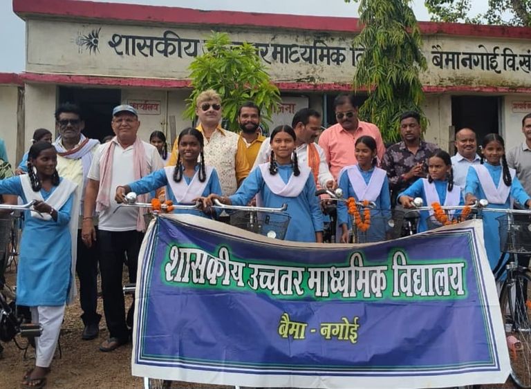 बेटियां शिक्षित होंगी तो राष्ट्र होगा सशक्त' : त्रिलोक चंद्र श्रीवास
