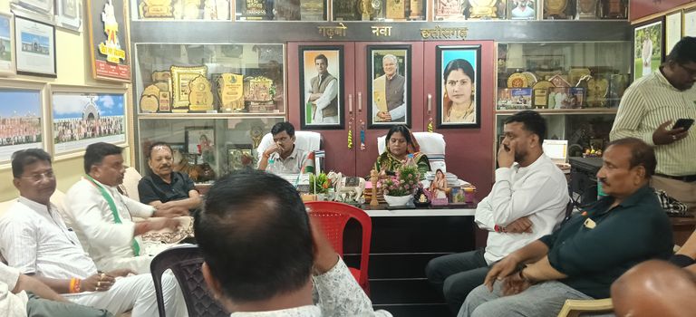 नगर पालिका चुनाव को लेकर कांग्रेस की अहम बैठक, जिताऊ प्रत्याशी को टिकट देने पर जोर
