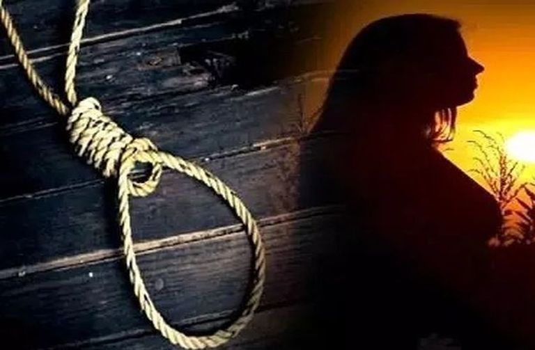 19 वर्षीय युवती ने फांसी लगाकर दी जान, परिवार में पसरा मातम।