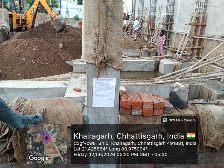 आदेश फाइलों में, निर्माण मैदान में, सीएमओ साहब की नरमी पर उठे सवाल!